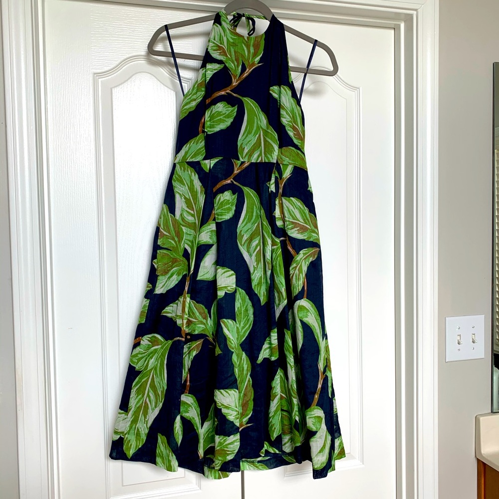 Ann Taylor navy palm dress. Size 6P